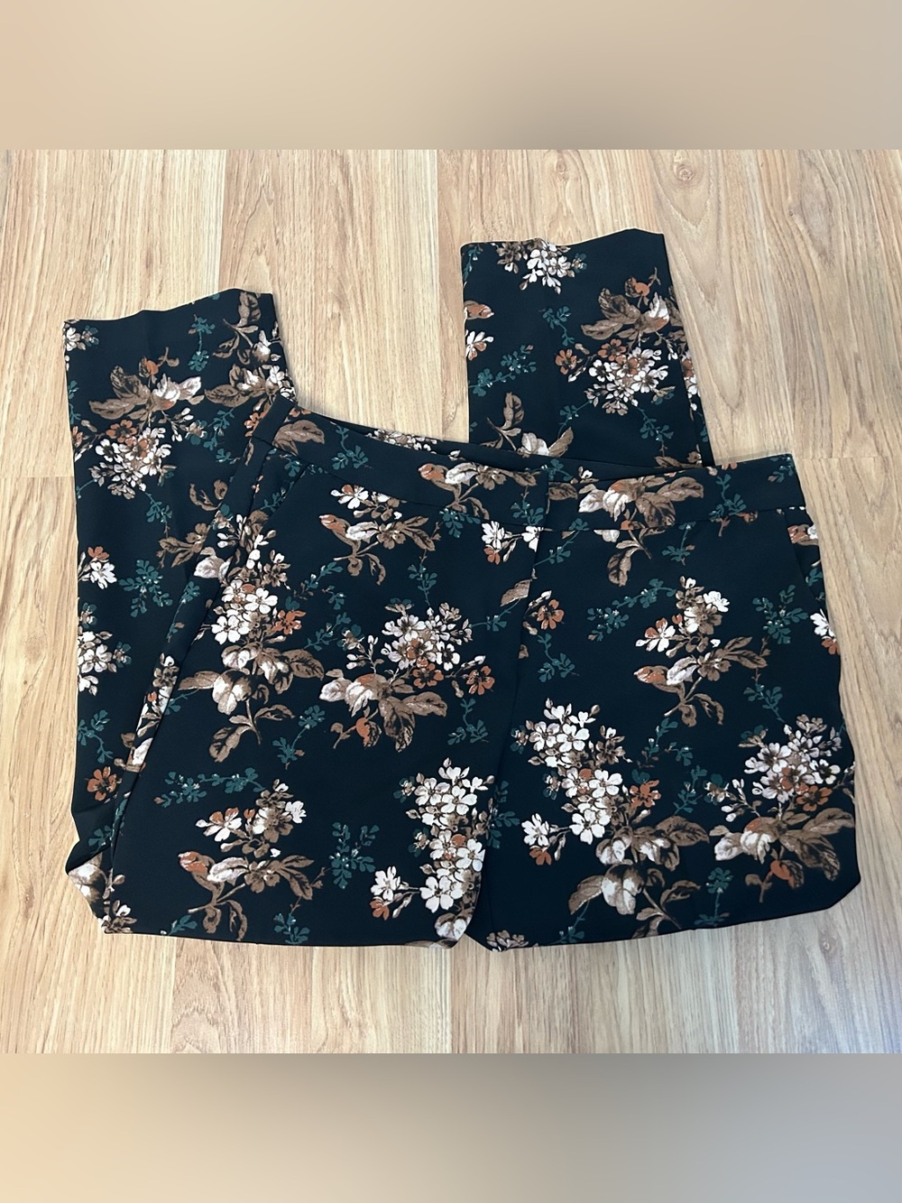 Cynthia Rowley Black Floral Dress Pants